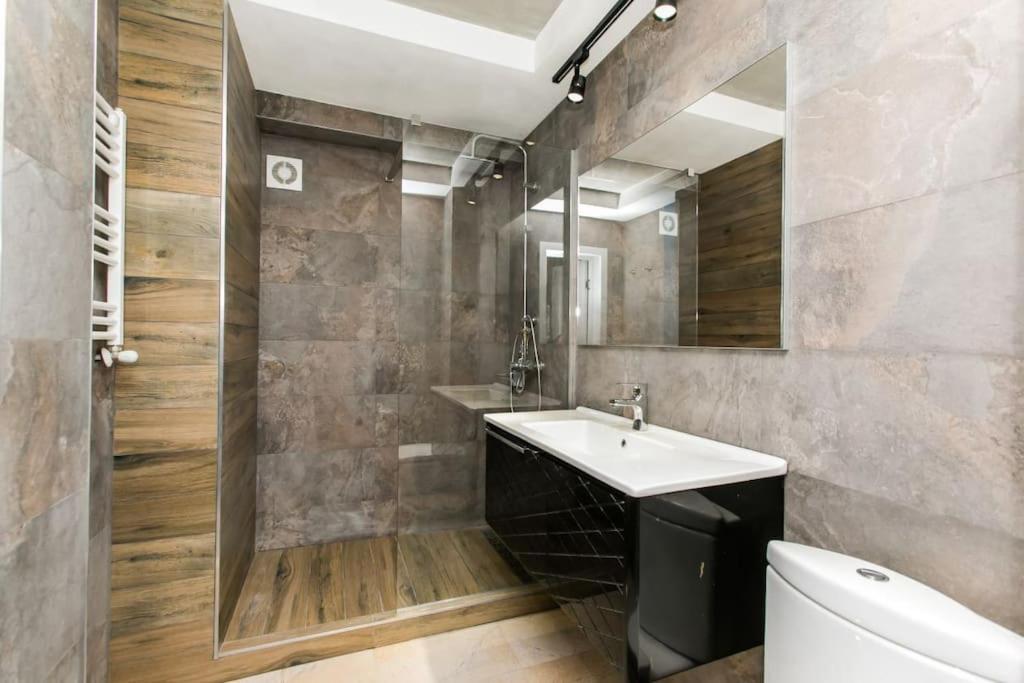 Lev Tolstoi Studio Appartement Chişinǎu Buitenkant foto